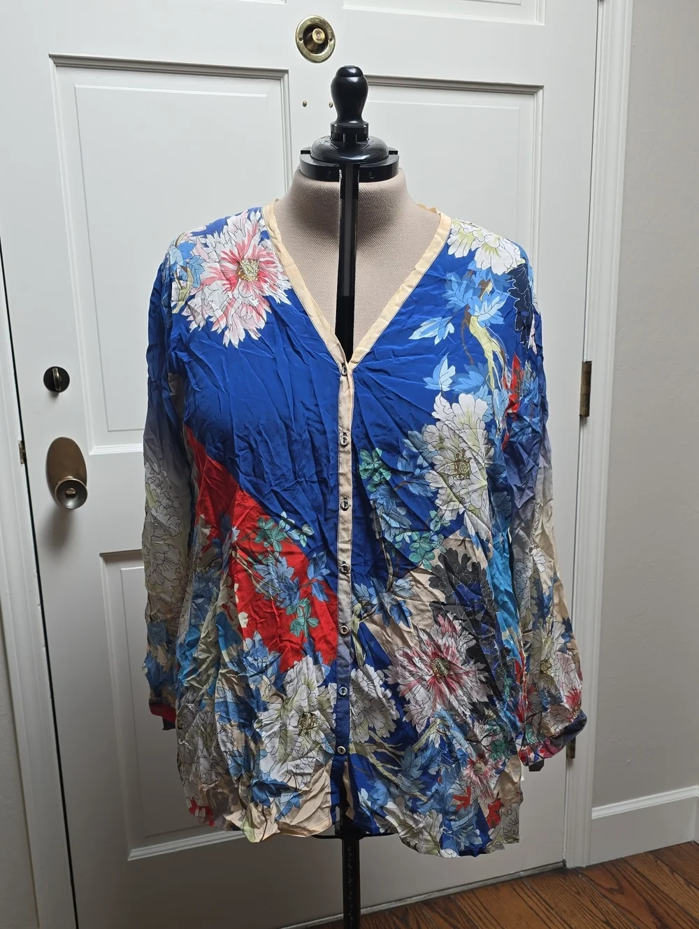 Johnny Was Multicolor Floral Embroidered Neck Blouse in Blue and Red - Picture 1 of 6